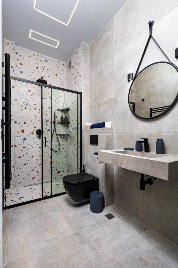 Industrial-Style 2Bd Loft With Parking Spot By Flat Mаnager Leilighet Plovdiv Eksteriør bilde