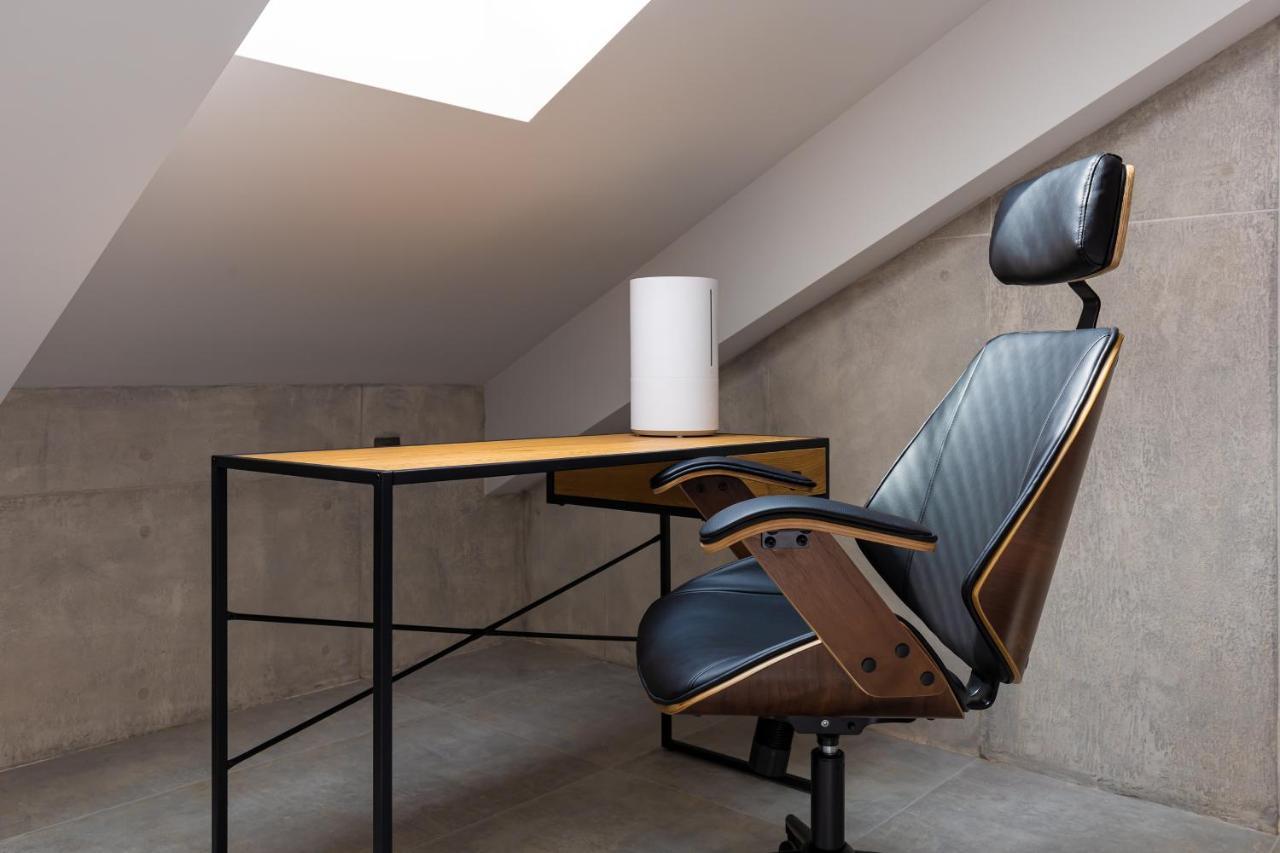 Industrial-Style 2Bd Loft With Parking Spot By Flat Mаnager Leilighet Plovdiv Eksteriør bilde